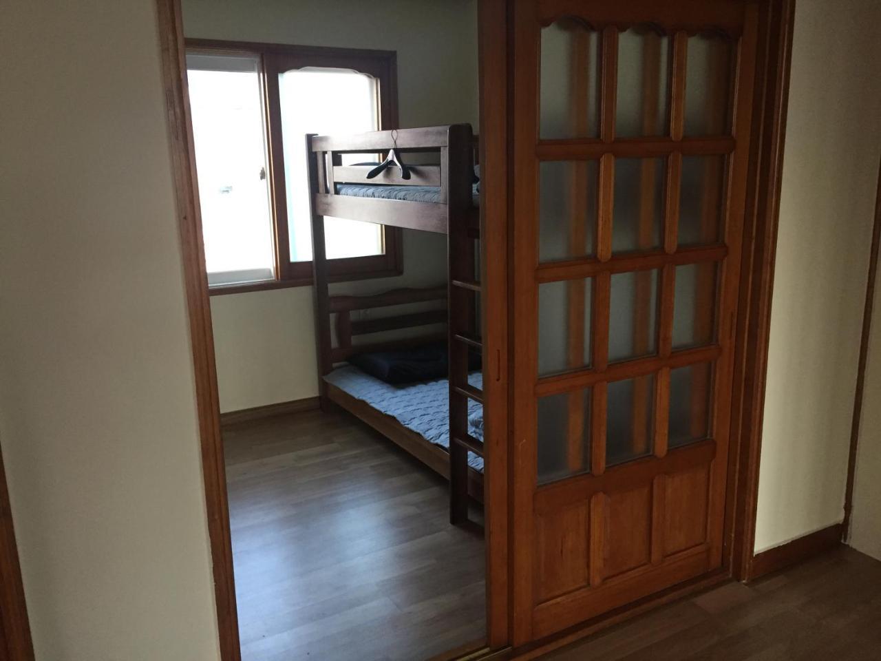 Jeju Guesthouse מראה חיצוני תמונה
